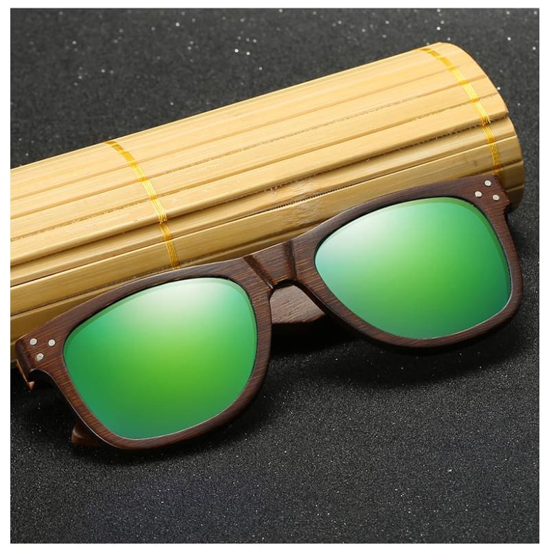 Lunettes De Soleil En Bambou Vernis Avec Verres Polarisés |